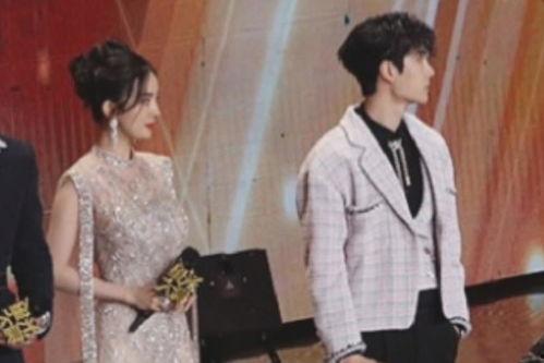 娱乐圈都在吃肖战和杨紫的瓜,娱乐圈瓜田里的甜蜜风暴