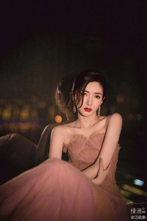 娱乐吃瓜江疏影,娱乐圈的瓜田，她如何成为焦点？